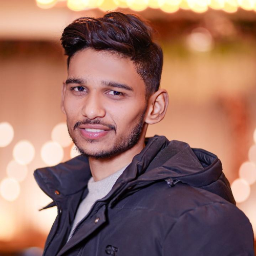 AMAN SAXENA